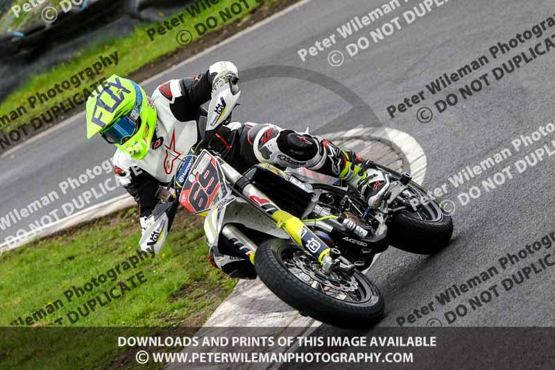 Three Sisters;Three Sisters photographs;Three Sisters trackday photographs;enduro digital images;event digital images;eventdigitalimages;lydden no limits trackday;no limits trackdays;peter wileman photography;racing digital images;trackday digital images;trackday photos