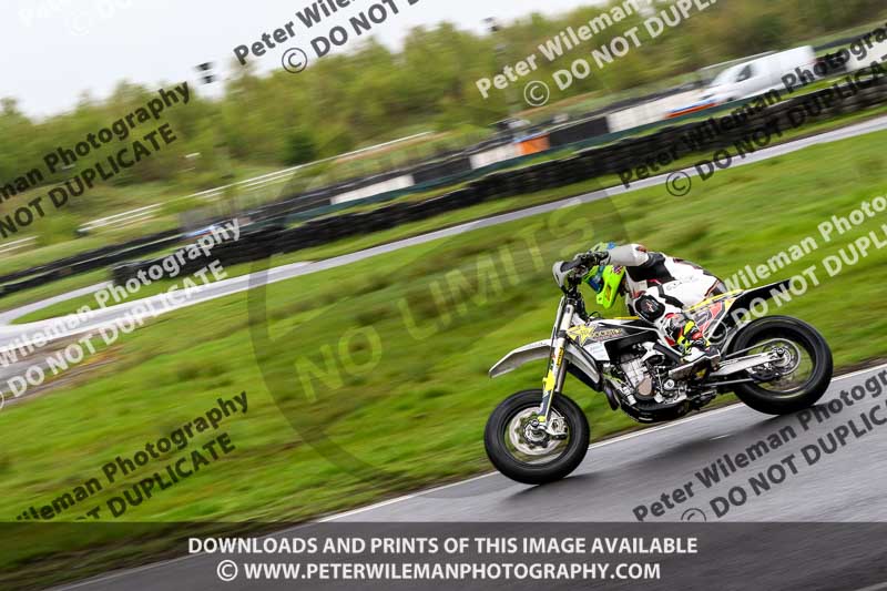 Three Sisters;Three Sisters photographs;Three Sisters trackday photographs;enduro digital images;event digital images;eventdigitalimages;lydden no limits trackday;no limits trackdays;peter wileman photography;racing digital images;trackday digital images;trackday photos