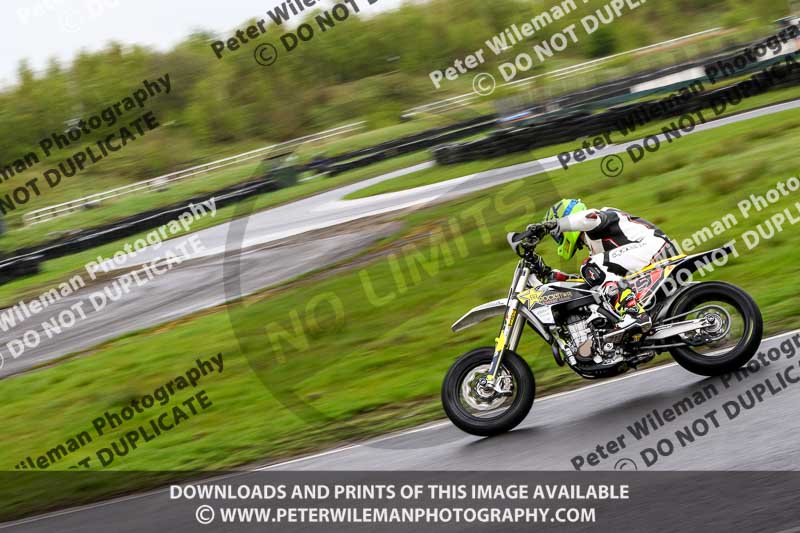 Three Sisters;Three Sisters photographs;Three Sisters trackday photographs;enduro digital images;event digital images;eventdigitalimages;lydden no limits trackday;no limits trackdays;peter wileman photography;racing digital images;trackday digital images;trackday photos