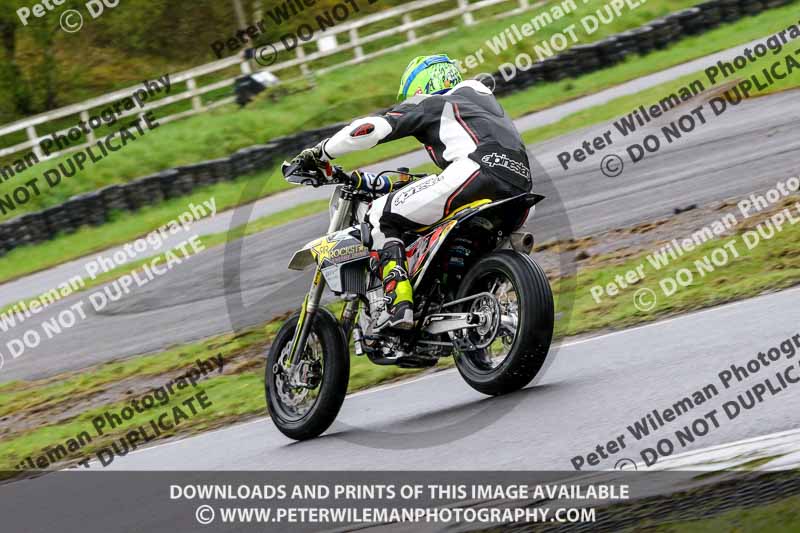 Three Sisters;Three Sisters photographs;Three Sisters trackday photographs;enduro digital images;event digital images;eventdigitalimages;lydden no limits trackday;no limits trackdays;peter wileman photography;racing digital images;trackday digital images;trackday photos