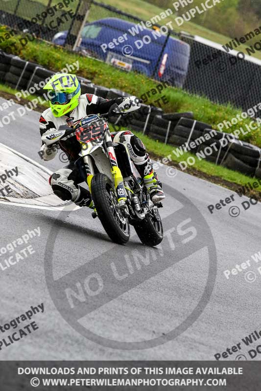 Three Sisters;Three Sisters photographs;Three Sisters trackday photographs;enduro digital images;event digital images;eventdigitalimages;lydden no limits trackday;no limits trackdays;peter wileman photography;racing digital images;trackday digital images;trackday photos
