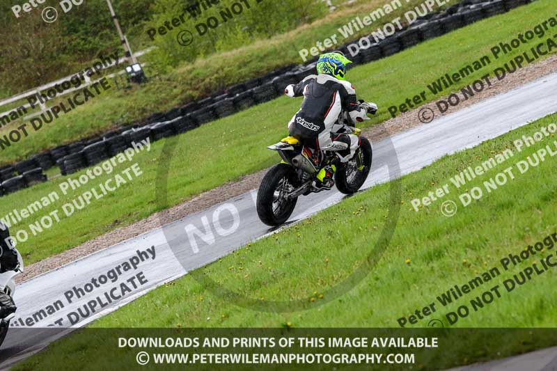 Three Sisters;Three Sisters photographs;Three Sisters trackday photographs;enduro digital images;event digital images;eventdigitalimages;lydden no limits trackday;no limits trackdays;peter wileman photography;racing digital images;trackday digital images;trackday photos