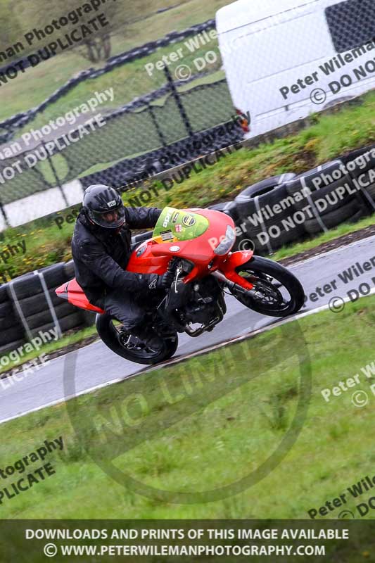 Three Sisters;Three Sisters photographs;Three Sisters trackday photographs;enduro digital images;event digital images;eventdigitalimages;lydden no limits trackday;no limits trackdays;peter wileman photography;racing digital images;trackday digital images;trackday photos