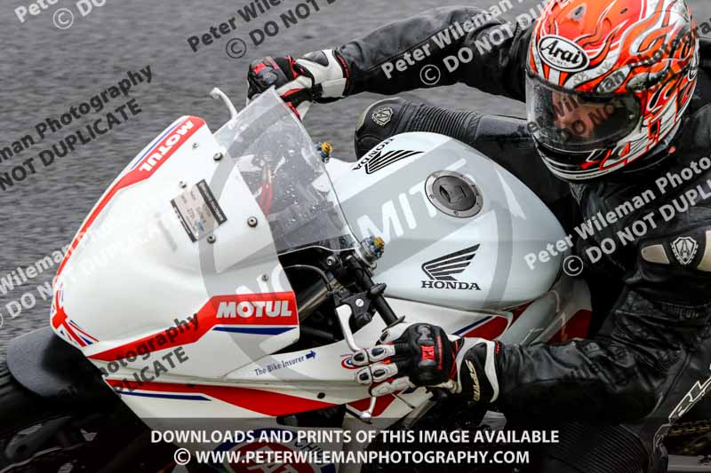 Three Sisters;Three Sisters photographs;Three Sisters trackday photographs;enduro digital images;event digital images;eventdigitalimages;lydden no limits trackday;no limits trackdays;peter wileman photography;racing digital images;trackday digital images;trackday photos