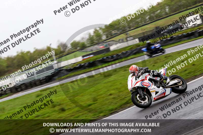 Three Sisters;Three Sisters photographs;Three Sisters trackday photographs;enduro digital images;event digital images;eventdigitalimages;lydden no limits trackday;no limits trackdays;peter wileman photography;racing digital images;trackday digital images;trackday photos