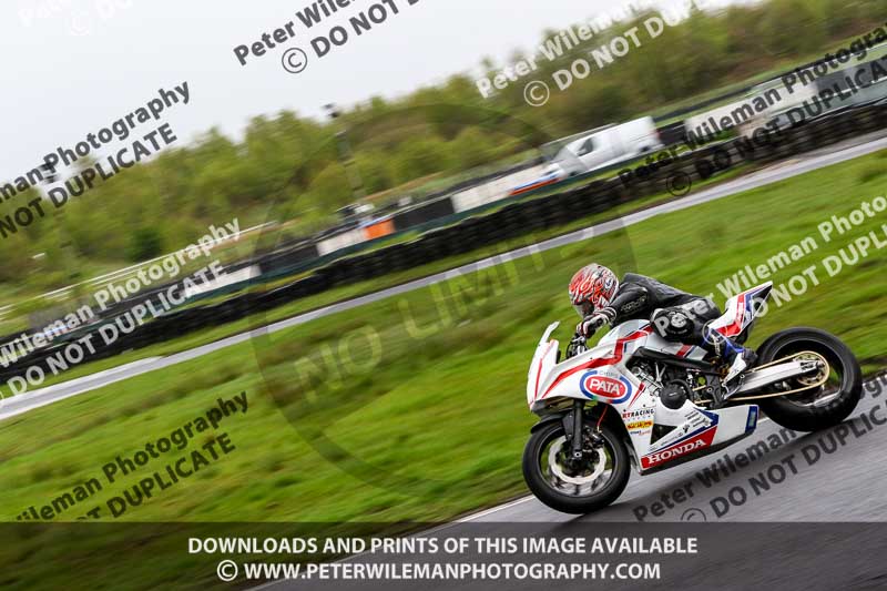 Three Sisters;Three Sisters photographs;Three Sisters trackday photographs;enduro digital images;event digital images;eventdigitalimages;lydden no limits trackday;no limits trackdays;peter wileman photography;racing digital images;trackday digital images;trackday photos
