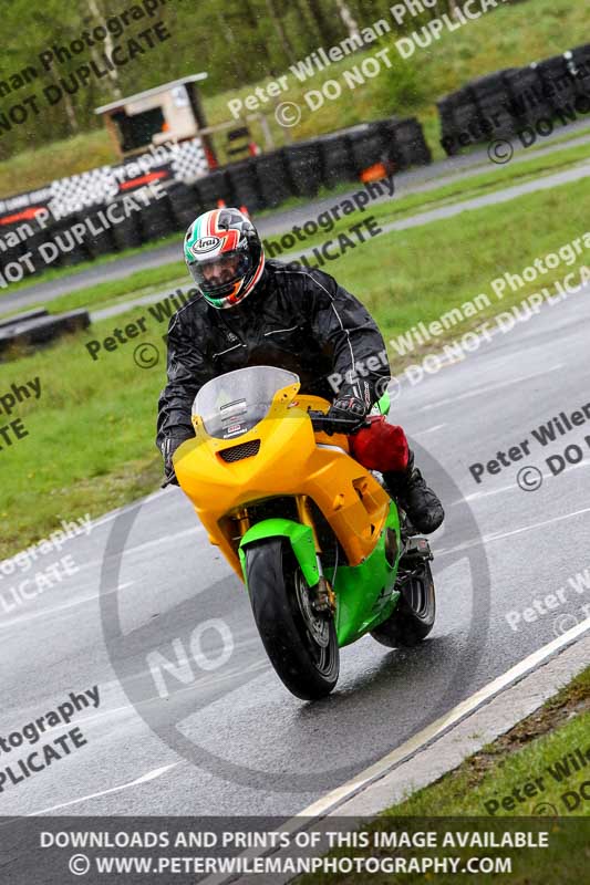 Three Sisters;Three Sisters photographs;Three Sisters trackday photographs;enduro digital images;event digital images;eventdigitalimages;lydden no limits trackday;no limits trackdays;peter wileman photography;racing digital images;trackday digital images;trackday photos