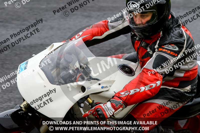 Three Sisters;Three Sisters photographs;Three Sisters trackday photographs;enduro digital images;event digital images;eventdigitalimages;lydden no limits trackday;no limits trackdays;peter wileman photography;racing digital images;trackday digital images;trackday photos