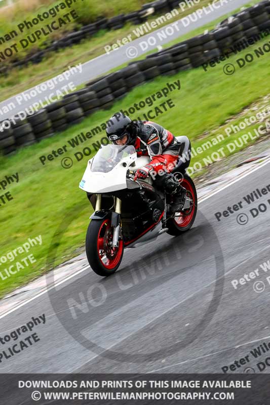 Three Sisters;Three Sisters photographs;Three Sisters trackday photographs;enduro digital images;event digital images;eventdigitalimages;lydden no limits trackday;no limits trackdays;peter wileman photography;racing digital images;trackday digital images;trackday photos