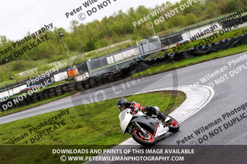 Three Sisters;Three Sisters photographs;Three Sisters trackday photographs;enduro digital images;event digital images;eventdigitalimages;lydden no limits trackday;no limits trackdays;peter wileman photography;racing digital images;trackday digital images;trackday photos