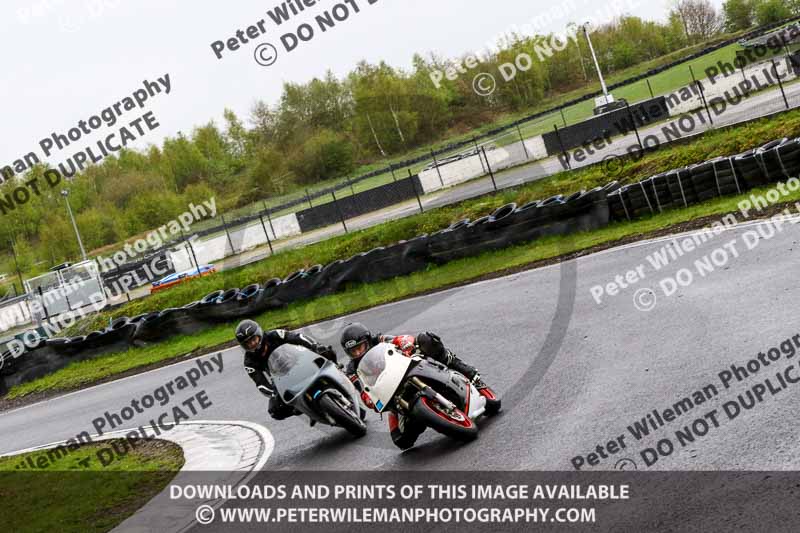 Three Sisters;Three Sisters photographs;Three Sisters trackday photographs;enduro digital images;event digital images;eventdigitalimages;lydden no limits trackday;no limits trackdays;peter wileman photography;racing digital images;trackday digital images;trackday photos