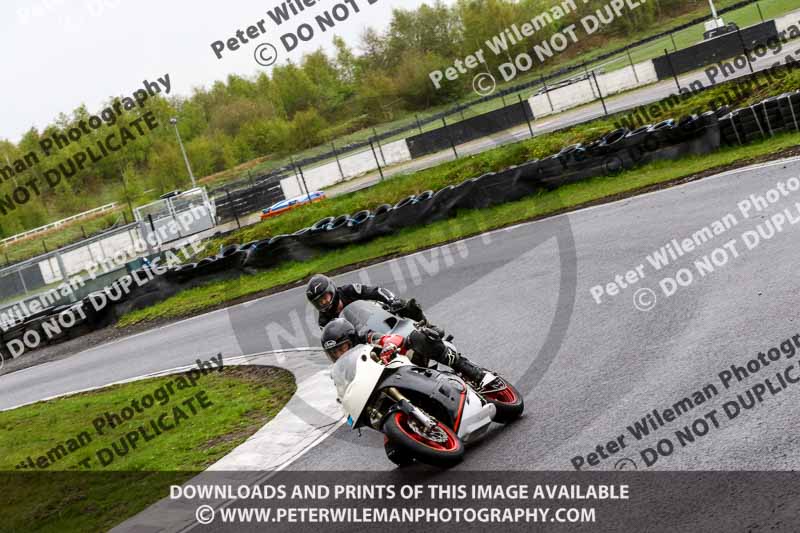 Three Sisters;Three Sisters photographs;Three Sisters trackday photographs;enduro digital images;event digital images;eventdigitalimages;lydden no limits trackday;no limits trackdays;peter wileman photography;racing digital images;trackday digital images;trackday photos