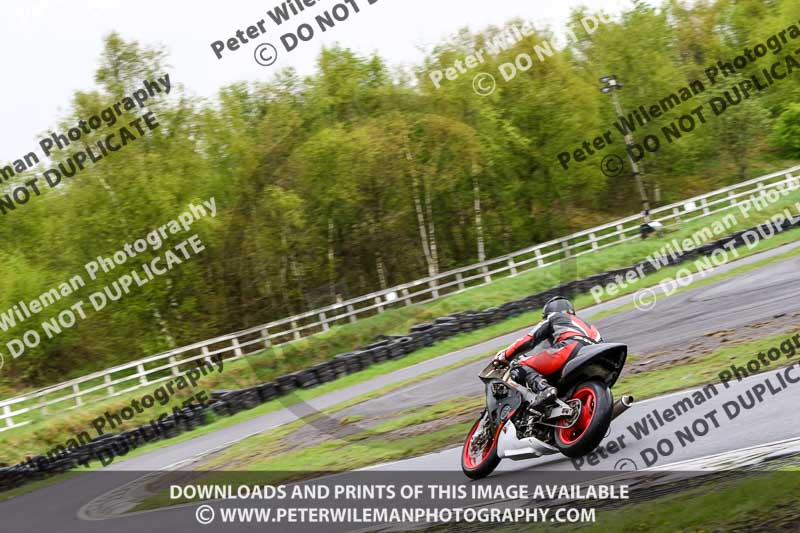 Three Sisters;Three Sisters photographs;Three Sisters trackday photographs;enduro digital images;event digital images;eventdigitalimages;lydden no limits trackday;no limits trackdays;peter wileman photography;racing digital images;trackday digital images;trackday photos