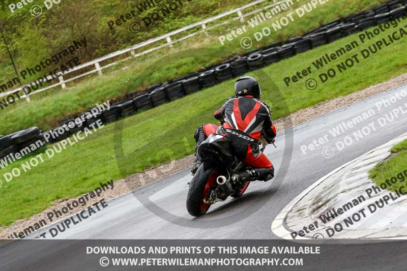 Three Sisters;Three Sisters photographs;Three Sisters trackday photographs;enduro digital images;event digital images;eventdigitalimages;lydden no limits trackday;no limits trackdays;peter wileman photography;racing digital images;trackday digital images;trackday photos