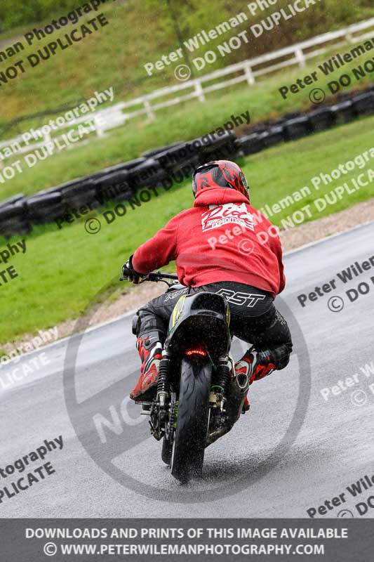 Three Sisters;Three Sisters photographs;Three Sisters trackday photographs;enduro digital images;event digital images;eventdigitalimages;lydden no limits trackday;no limits trackdays;peter wileman photography;racing digital images;trackday digital images;trackday photos