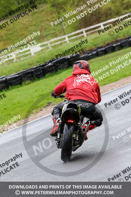 Three Sisters;Three Sisters photographs;Three Sisters trackday photographs;enduro digital images;event digital images;eventdigitalimages;lydden no limits trackday;no limits trackdays;peter wileman photography;racing digital images;trackday digital images;trackday photos
