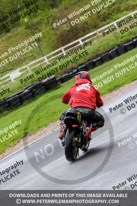 Three Sisters;Three Sisters photographs;Three Sisters trackday photographs;enduro digital images;event digital images;eventdigitalimages;lydden no limits trackday;no limits trackdays;peter wileman photography;racing digital images;trackday digital images;trackday photos
