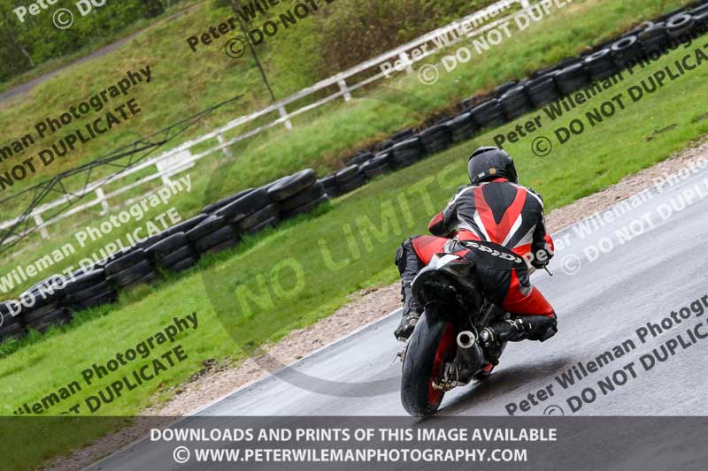 Three Sisters;Three Sisters photographs;Three Sisters trackday photographs;enduro digital images;event digital images;eventdigitalimages;lydden no limits trackday;no limits trackdays;peter wileman photography;racing digital images;trackday digital images;trackday photos