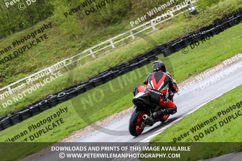 Three Sisters;Three Sisters photographs;Three Sisters trackday photographs;enduro digital images;event digital images;eventdigitalimages;lydden no limits trackday;no limits trackdays;peter wileman photography;racing digital images;trackday digital images;trackday photos