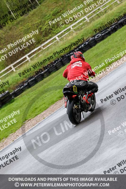 Three Sisters;Three Sisters photographs;Three Sisters trackday photographs;enduro digital images;event digital images;eventdigitalimages;lydden no limits trackday;no limits trackdays;peter wileman photography;racing digital images;trackday digital images;trackday photos