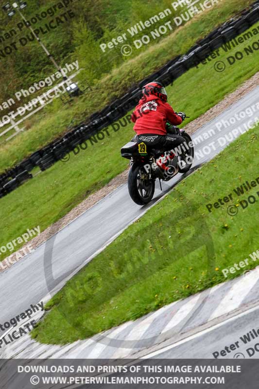 Three Sisters;Three Sisters photographs;Three Sisters trackday photographs;enduro digital images;event digital images;eventdigitalimages;lydden no limits trackday;no limits trackdays;peter wileman photography;racing digital images;trackday digital images;trackday photos