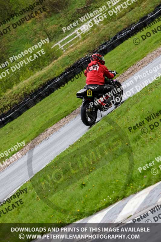 Three Sisters;Three Sisters photographs;Three Sisters trackday photographs;enduro digital images;event digital images;eventdigitalimages;lydden no limits trackday;no limits trackdays;peter wileman photography;racing digital images;trackday digital images;trackday photos