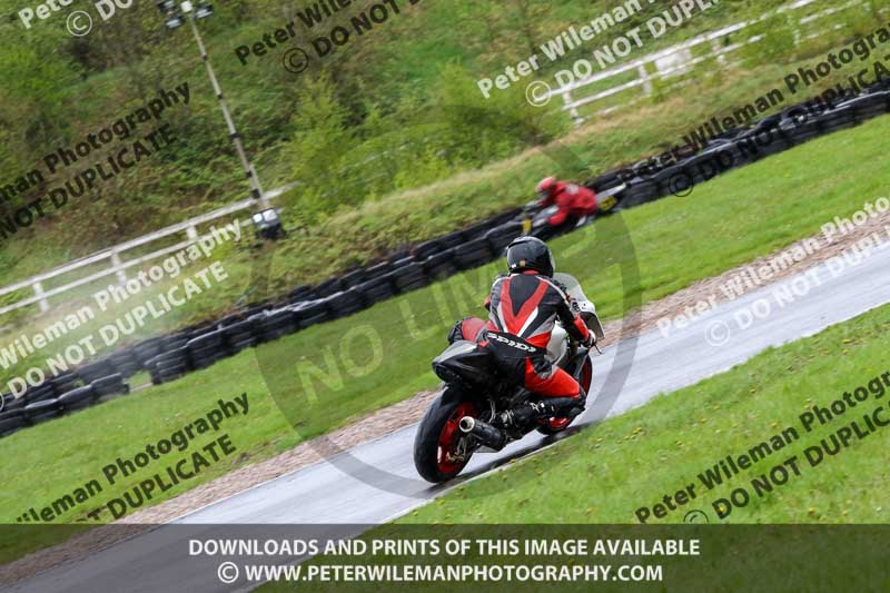 Three Sisters;Three Sisters photographs;Three Sisters trackday photographs;enduro digital images;event digital images;eventdigitalimages;lydden no limits trackday;no limits trackdays;peter wileman photography;racing digital images;trackday digital images;trackday photos