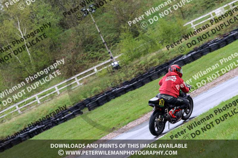 Three Sisters;Three Sisters photographs;Three Sisters trackday photographs;enduro digital images;event digital images;eventdigitalimages;lydden no limits trackday;no limits trackdays;peter wileman photography;racing digital images;trackday digital images;trackday photos