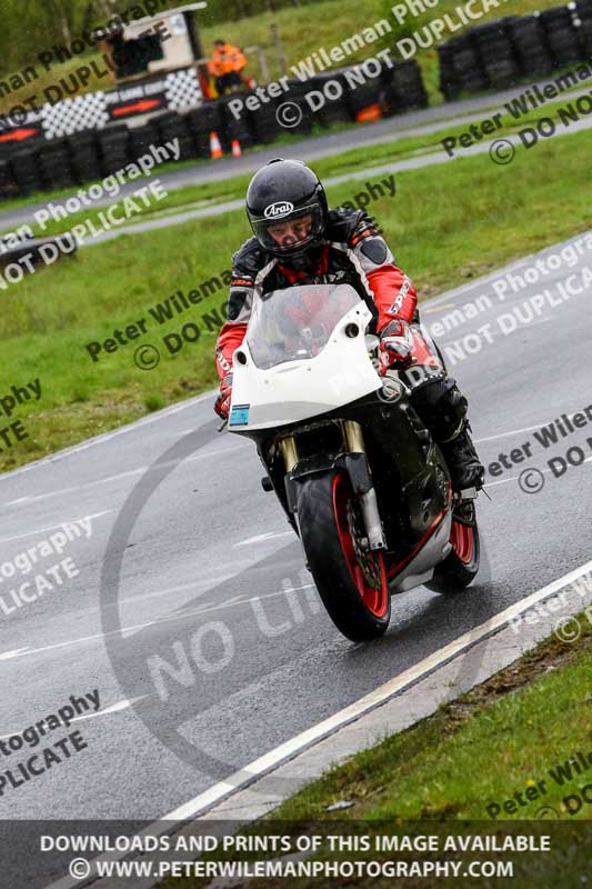 Three Sisters;Three Sisters photographs;Three Sisters trackday photographs;enduro digital images;event digital images;eventdigitalimages;lydden no limits trackday;no limits trackdays;peter wileman photography;racing digital images;trackday digital images;trackday photos