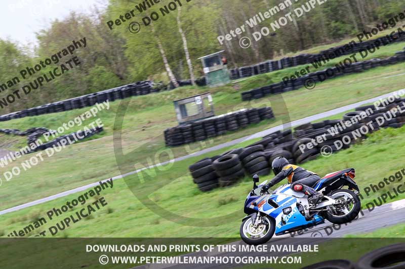Three Sisters;Three Sisters photographs;Three Sisters trackday photographs;enduro digital images;event digital images;eventdigitalimages;lydden no limits trackday;no limits trackdays;peter wileman photography;racing digital images;trackday digital images;trackday photos