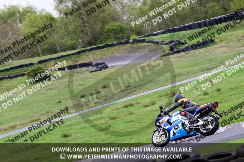 Three Sisters;Three Sisters photographs;Three Sisters trackday photographs;enduro digital images;event digital images;eventdigitalimages;lydden no limits trackday;no limits trackdays;peter wileman photography;racing digital images;trackday digital images;trackday photos
