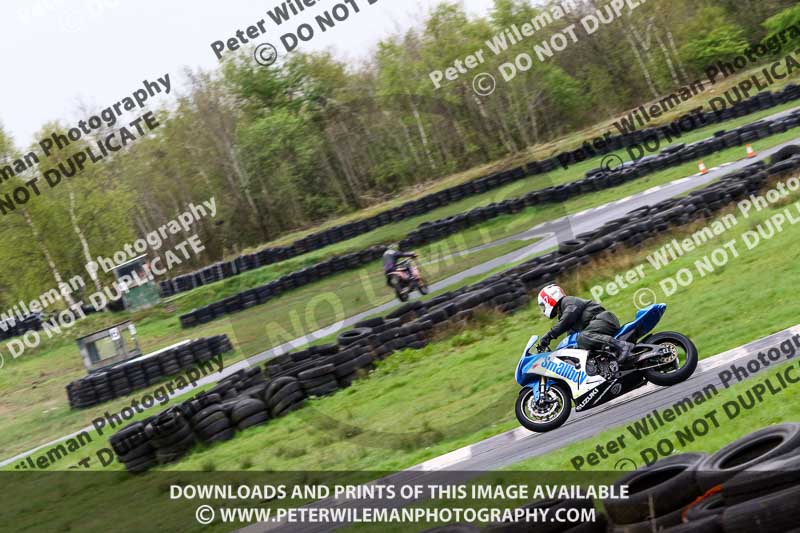 Three Sisters;Three Sisters photographs;Three Sisters trackday photographs;enduro digital images;event digital images;eventdigitalimages;lydden no limits trackday;no limits trackdays;peter wileman photography;racing digital images;trackday digital images;trackday photos