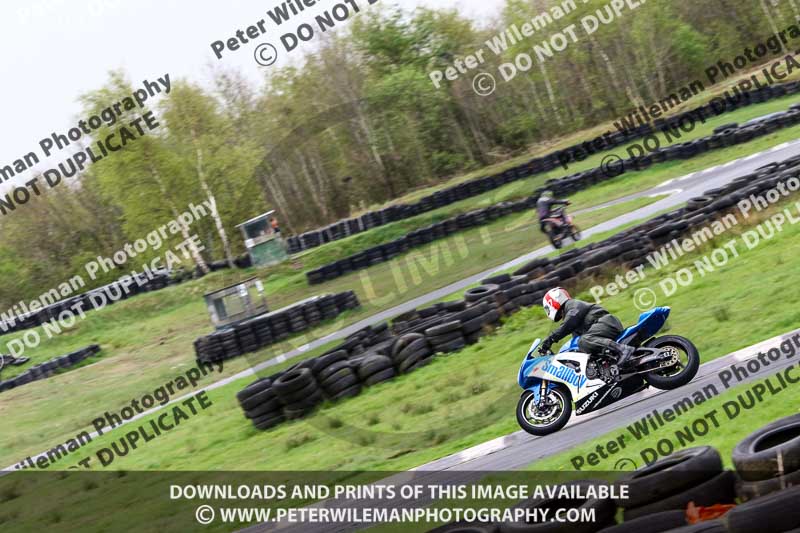 Three Sisters;Three Sisters photographs;Three Sisters trackday photographs;enduro digital images;event digital images;eventdigitalimages;lydden no limits trackday;no limits trackdays;peter wileman photography;racing digital images;trackday digital images;trackday photos