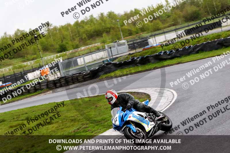 Three Sisters;Three Sisters photographs;Three Sisters trackday photographs;enduro digital images;event digital images;eventdigitalimages;lydden no limits trackday;no limits trackdays;peter wileman photography;racing digital images;trackday digital images;trackday photos