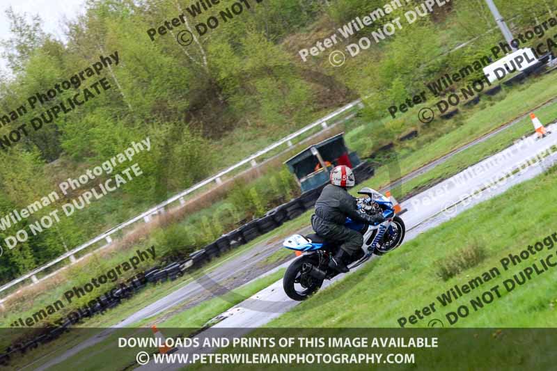 Three Sisters;Three Sisters photographs;Three Sisters trackday photographs;enduro digital images;event digital images;eventdigitalimages;lydden no limits trackday;no limits trackdays;peter wileman photography;racing digital images;trackday digital images;trackday photos