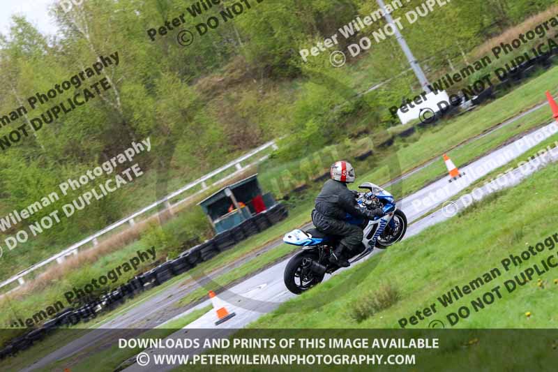 Three Sisters;Three Sisters photographs;Three Sisters trackday photographs;enduro digital images;event digital images;eventdigitalimages;lydden no limits trackday;no limits trackdays;peter wileman photography;racing digital images;trackday digital images;trackday photos