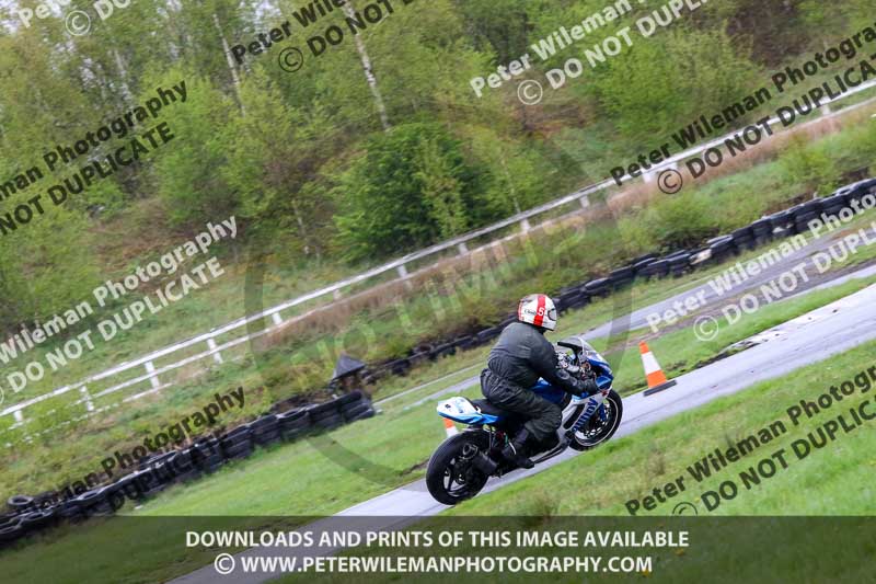 Three Sisters;Three Sisters photographs;Three Sisters trackday photographs;enduro digital images;event digital images;eventdigitalimages;lydden no limits trackday;no limits trackdays;peter wileman photography;racing digital images;trackday digital images;trackday photos