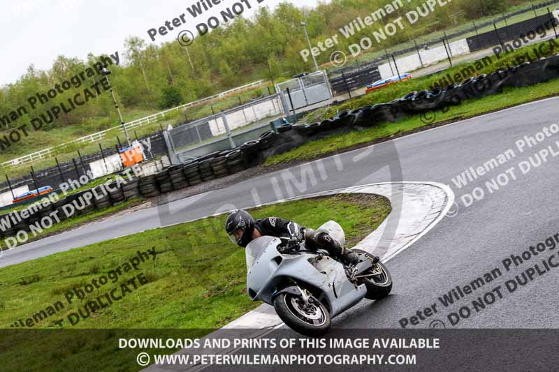 Three Sisters;Three Sisters photographs;Three Sisters trackday photographs;enduro digital images;event digital images;eventdigitalimages;lydden no limits trackday;no limits trackdays;peter wileman photography;racing digital images;trackday digital images;trackday photos