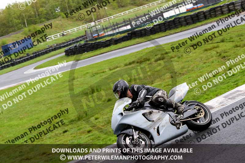 Three Sisters;Three Sisters photographs;Three Sisters trackday photographs;enduro digital images;event digital images;eventdigitalimages;lydden no limits trackday;no limits trackdays;peter wileman photography;racing digital images;trackday digital images;trackday photos