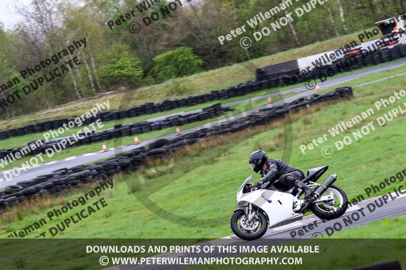 Three Sisters;Three Sisters photographs;Three Sisters trackday photographs;enduro digital images;event digital images;eventdigitalimages;lydden no limits trackday;no limits trackdays;peter wileman photography;racing digital images;trackday digital images;trackday photos