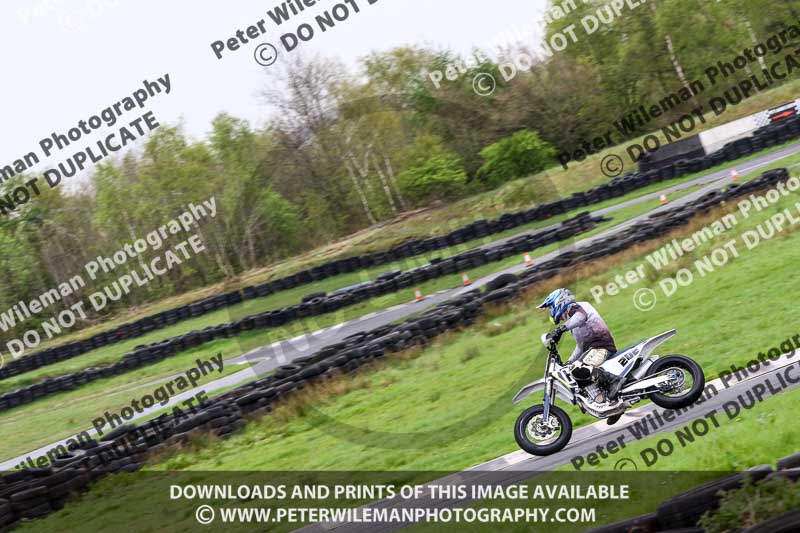 Three Sisters;Three Sisters photographs;Three Sisters trackday photographs;enduro digital images;event digital images;eventdigitalimages;lydden no limits trackday;no limits trackdays;peter wileman photography;racing digital images;trackday digital images;trackday photos