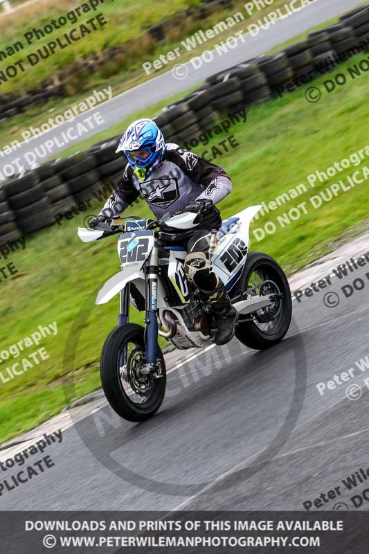 Three Sisters;Three Sisters photographs;Three Sisters trackday photographs;enduro digital images;event digital images;eventdigitalimages;lydden no limits trackday;no limits trackdays;peter wileman photography;racing digital images;trackday digital images;trackday photos