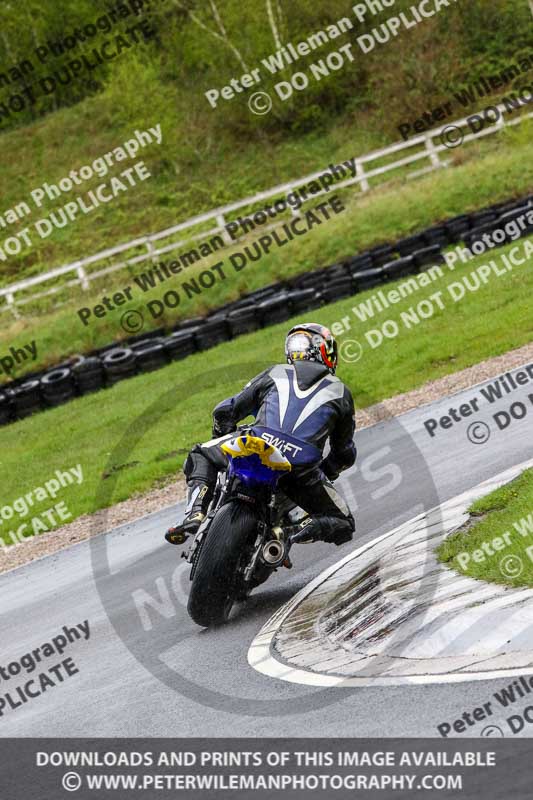 Three Sisters;Three Sisters photographs;Three Sisters trackday photographs;enduro digital images;event digital images;eventdigitalimages;lydden no limits trackday;no limits trackdays;peter wileman photography;racing digital images;trackday digital images;trackday photos