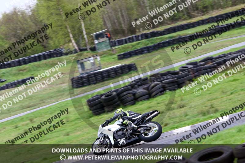Three Sisters;Three Sisters photographs;Three Sisters trackday photographs;enduro digital images;event digital images;eventdigitalimages;lydden no limits trackday;no limits trackdays;peter wileman photography;racing digital images;trackday digital images;trackday photos