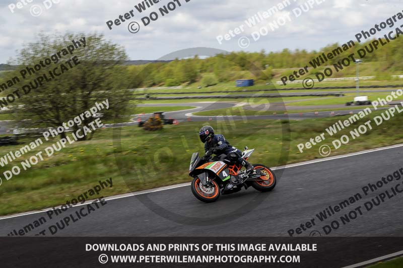 Three Sisters;Three Sisters photographs;Three Sisters trackday photographs;enduro digital images;event digital images;eventdigitalimages;lydden no limits trackday;no limits trackdays;peter wileman photography;racing digital images;trackday digital images;trackday photos