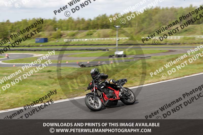 Three Sisters;Three Sisters photographs;Three Sisters trackday photographs;enduro digital images;event digital images;eventdigitalimages;lydden no limits trackday;no limits trackdays;peter wileman photography;racing digital images;trackday digital images;trackday photos