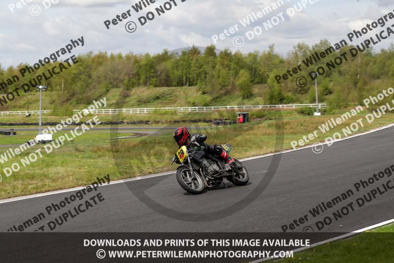 Three Sisters;Three Sisters photographs;Three Sisters trackday photographs;enduro digital images;event digital images;eventdigitalimages;lydden no limits trackday;no limits trackdays;peter wileman photography;racing digital images;trackday digital images;trackday photos