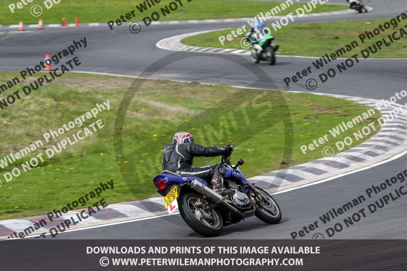 Three Sisters;Three Sisters photographs;Three Sisters trackday photographs;enduro digital images;event digital images;eventdigitalimages;lydden no limits trackday;no limits trackdays;peter wileman photography;racing digital images;trackday digital images;trackday photos