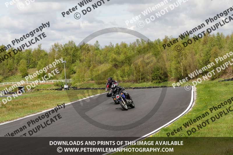 Three Sisters;Three Sisters photographs;Three Sisters trackday photographs;enduro digital images;event digital images;eventdigitalimages;lydden no limits trackday;no limits trackdays;peter wileman photography;racing digital images;trackday digital images;trackday photos