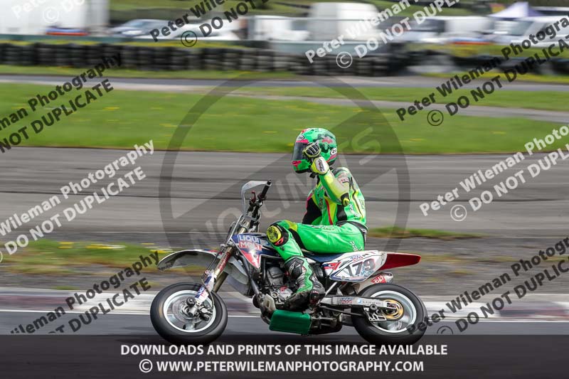 Three Sisters;Three Sisters photographs;Three Sisters trackday photographs;enduro digital images;event digital images;eventdigitalimages;lydden no limits trackday;no limits trackdays;peter wileman photography;racing digital images;trackday digital images;trackday photos
